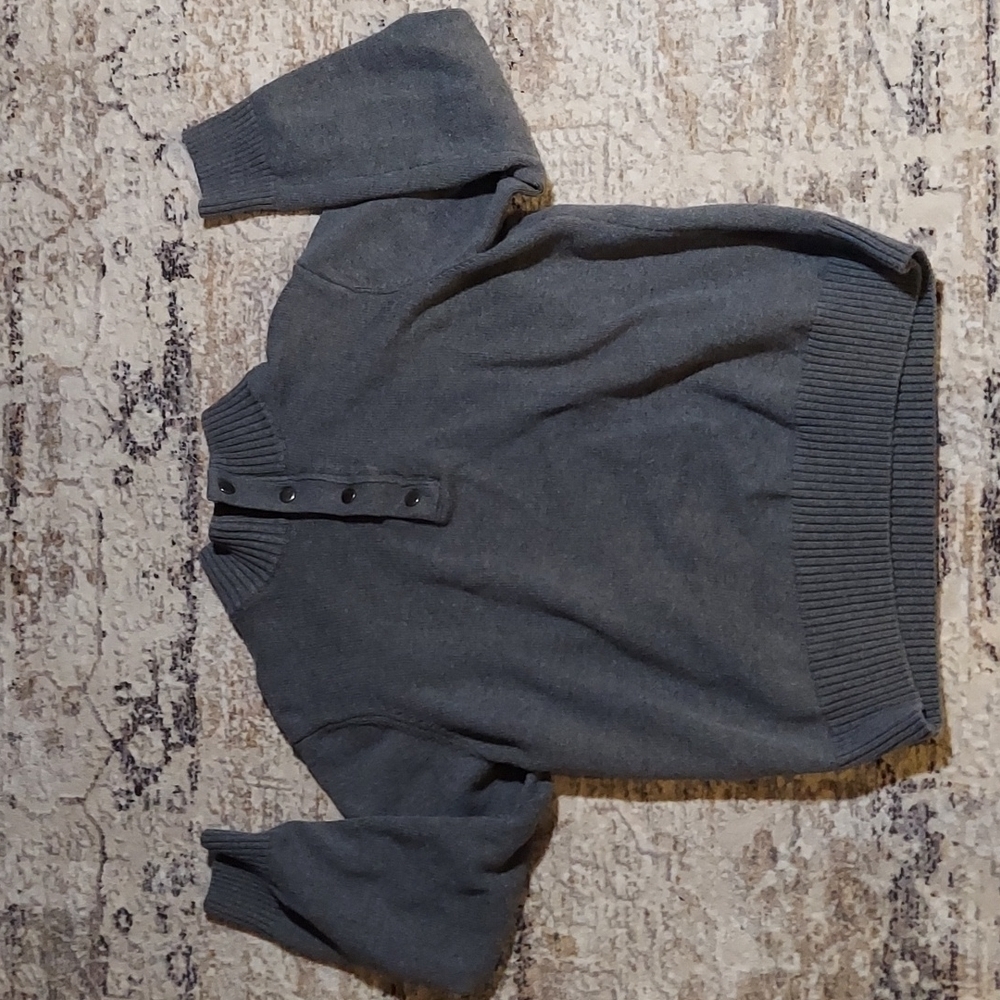 Dockers pullover sweater with snap buttons Size M
